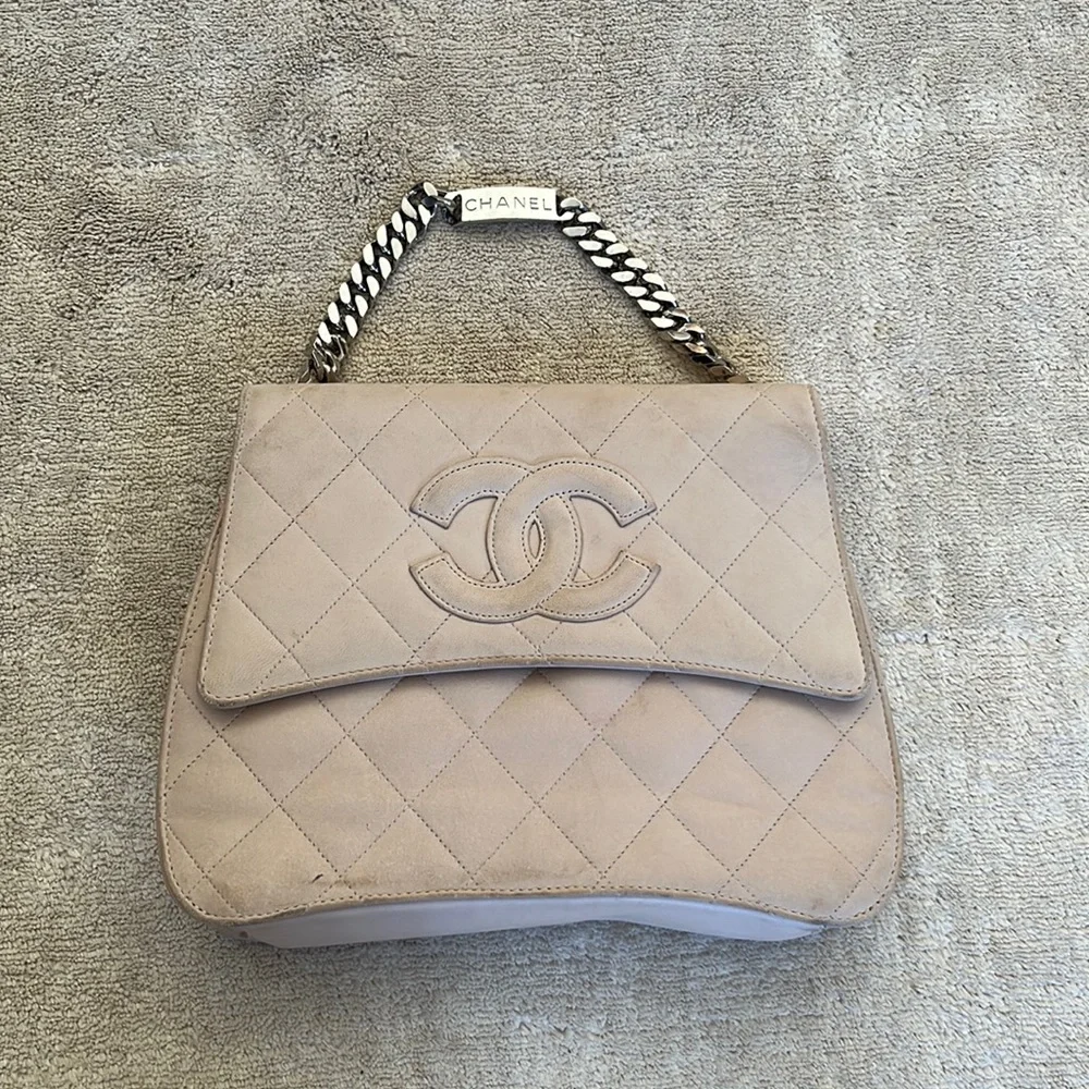 CHANEL Hand Bag with Silver Chain Clutch - Picture 1 of 5